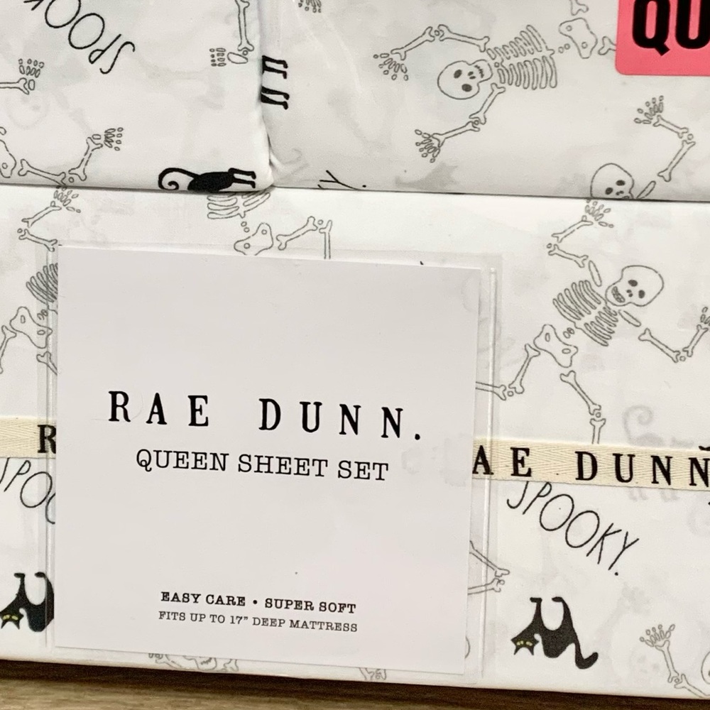 Rae Dunn Spooky Skeletons Black Cat Sheet Set - QUEEN - NEW